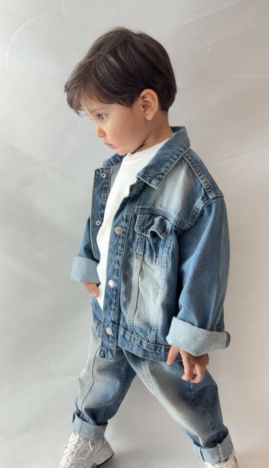 Eskitme Denim Ceketli Takım 9-10 YAŞ