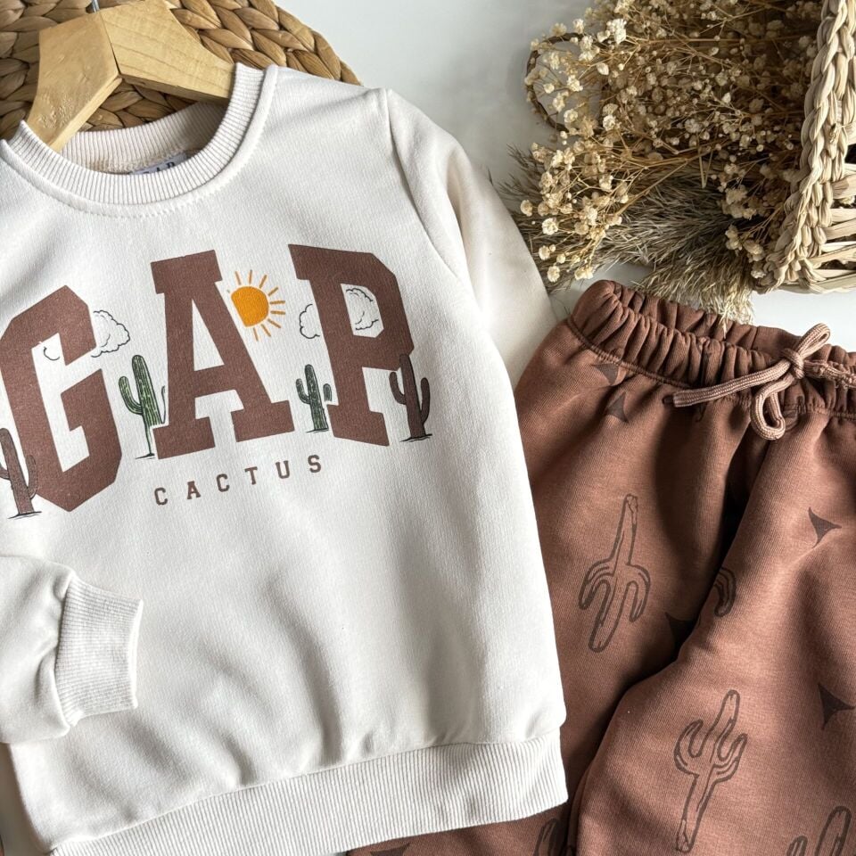 3 İplik Gap Kahve Takım 7-8 YAŞ