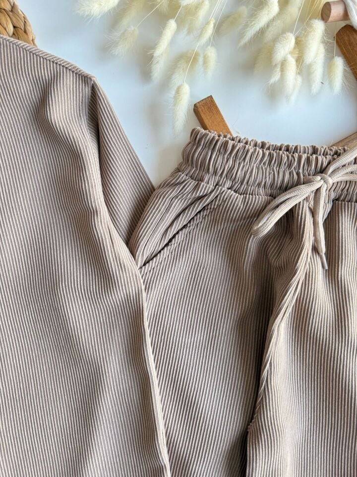 Kadife Fitilli Takım 9-10 YAŞ