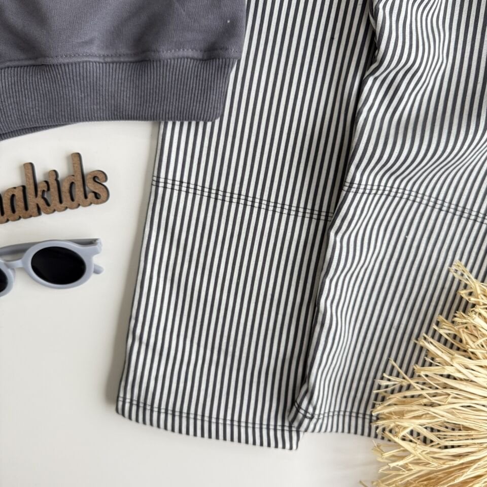 Gri Çizgili  Takım 7-8 YAŞ