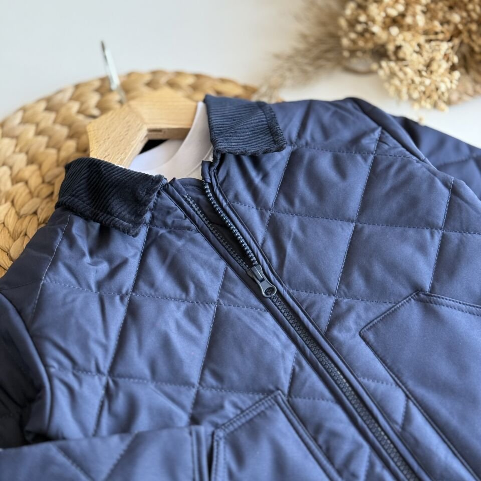 Kapitone Lacivert Model mont 9-10 YAŞ