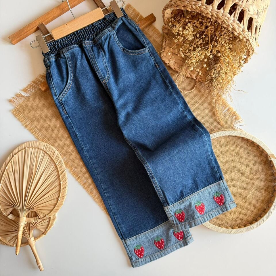 Çilekli Jean 7-8 YAŞ