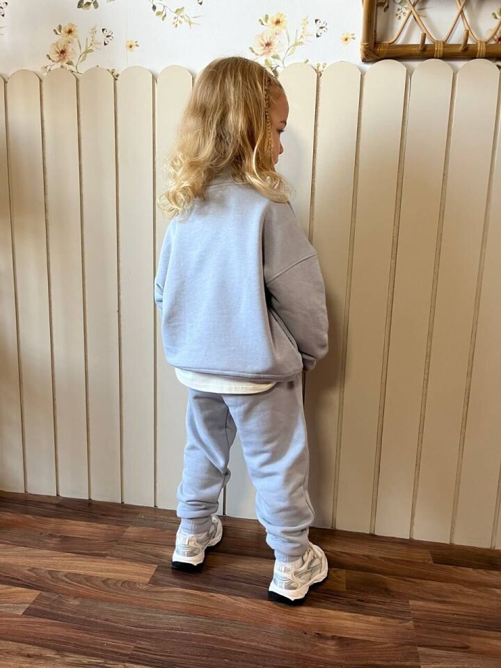 Gri Basic Takım 9-10 YAŞ