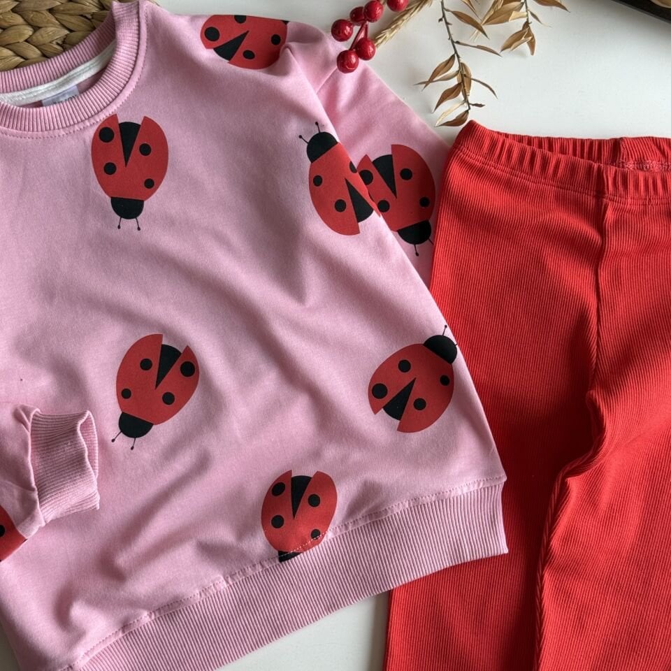 Uğur Böcek Tayt Takım 9-10 YAŞ