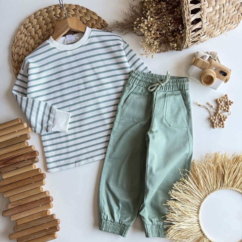 Basic Yesil Çizgili Kanvas Takım 4-5 YAŞ