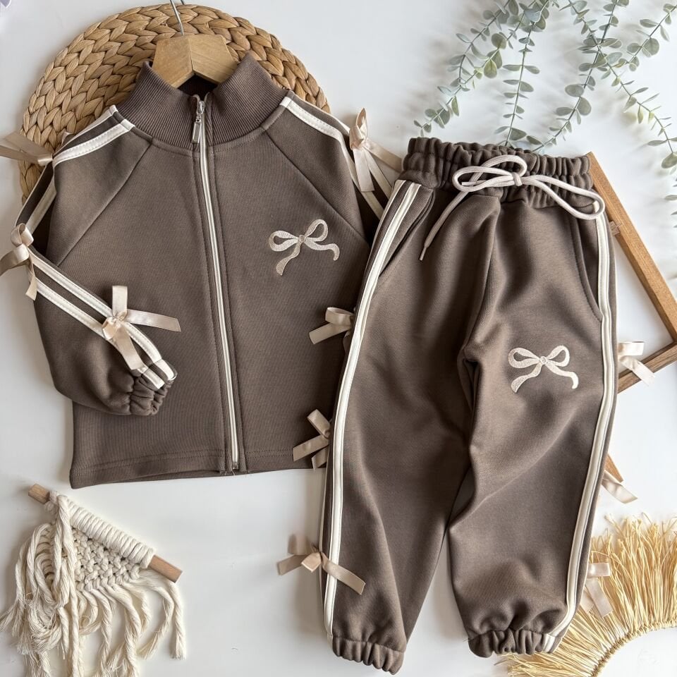 Fiyonk Detaylı Fermuar Takım 6-7 YAŞ