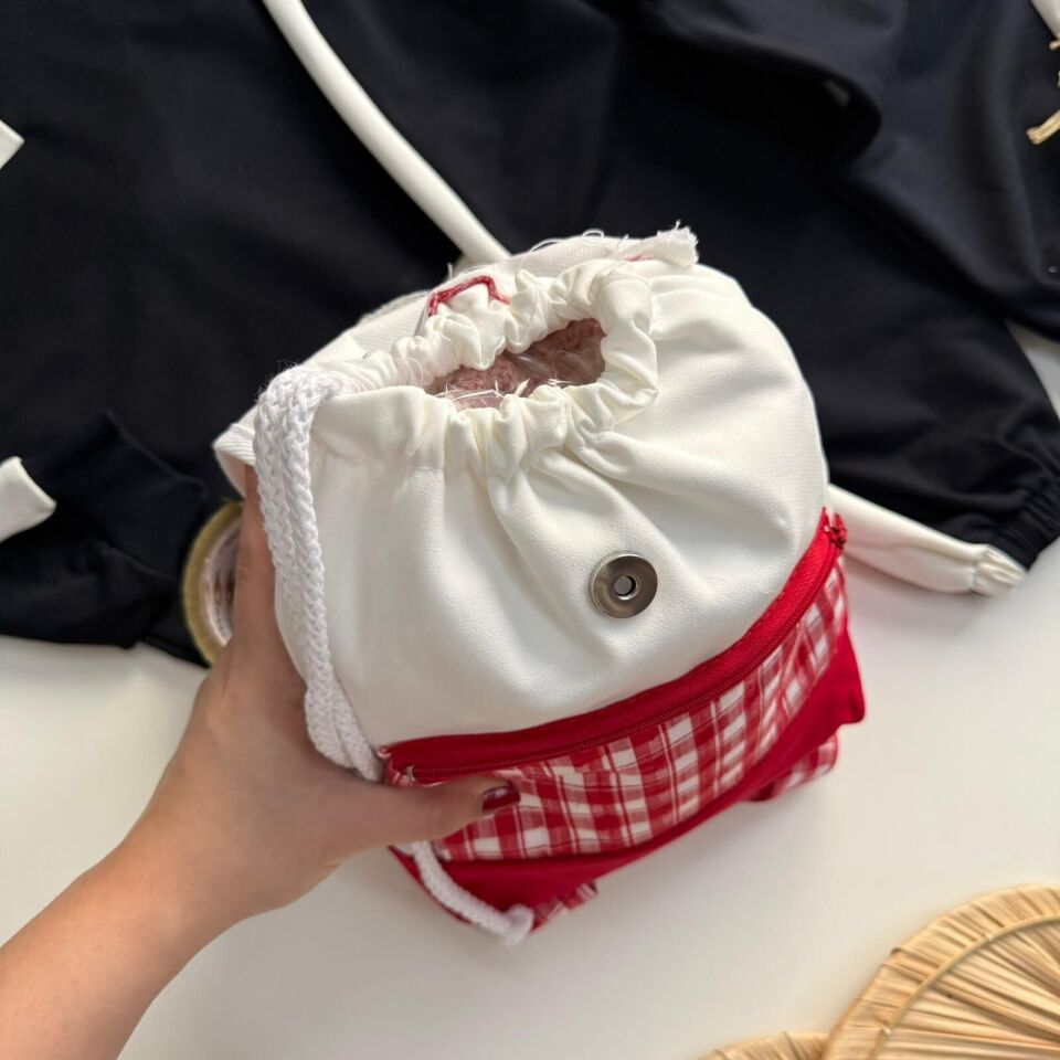 Çantalı Fiyonklu Takım 3-4 YAŞ