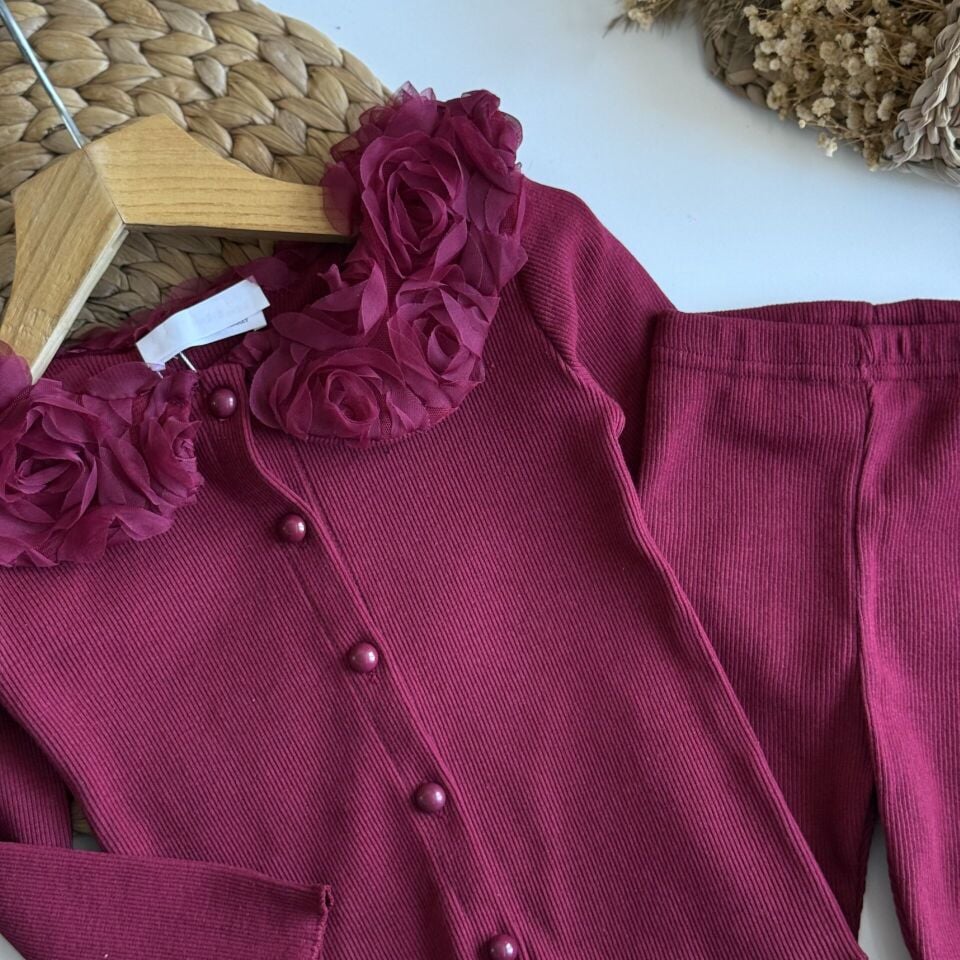 Özel Seri Bordo Güllü Takım 7-8 YAŞ