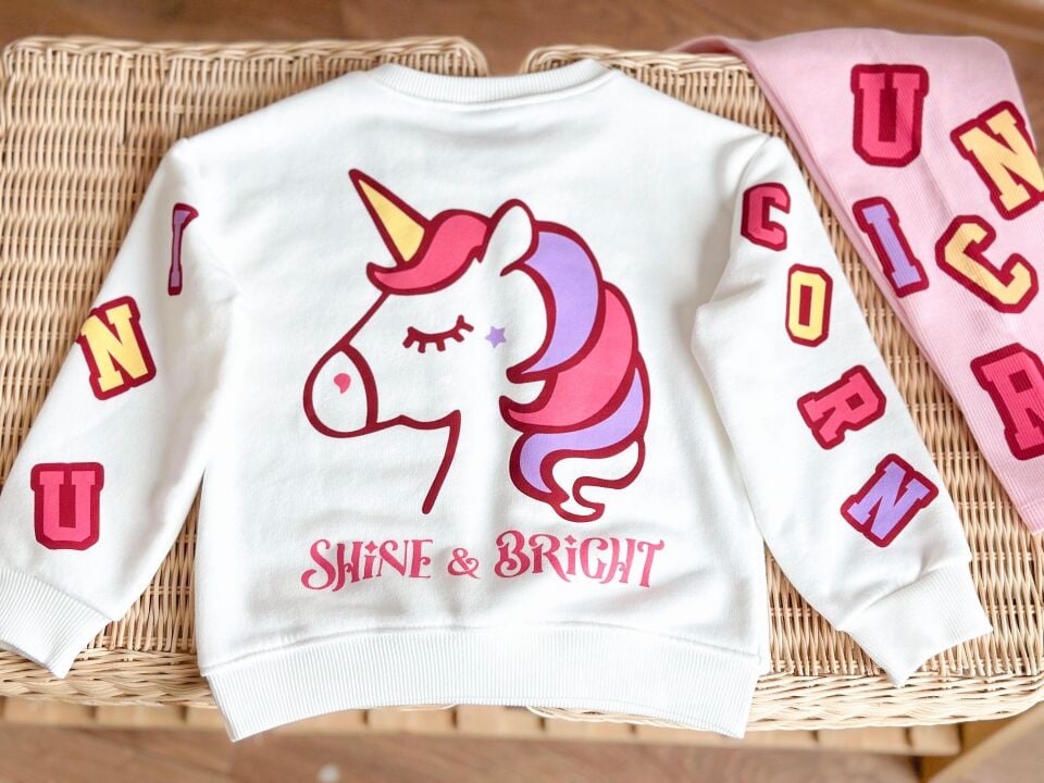 Unicorn Baskılı Takım