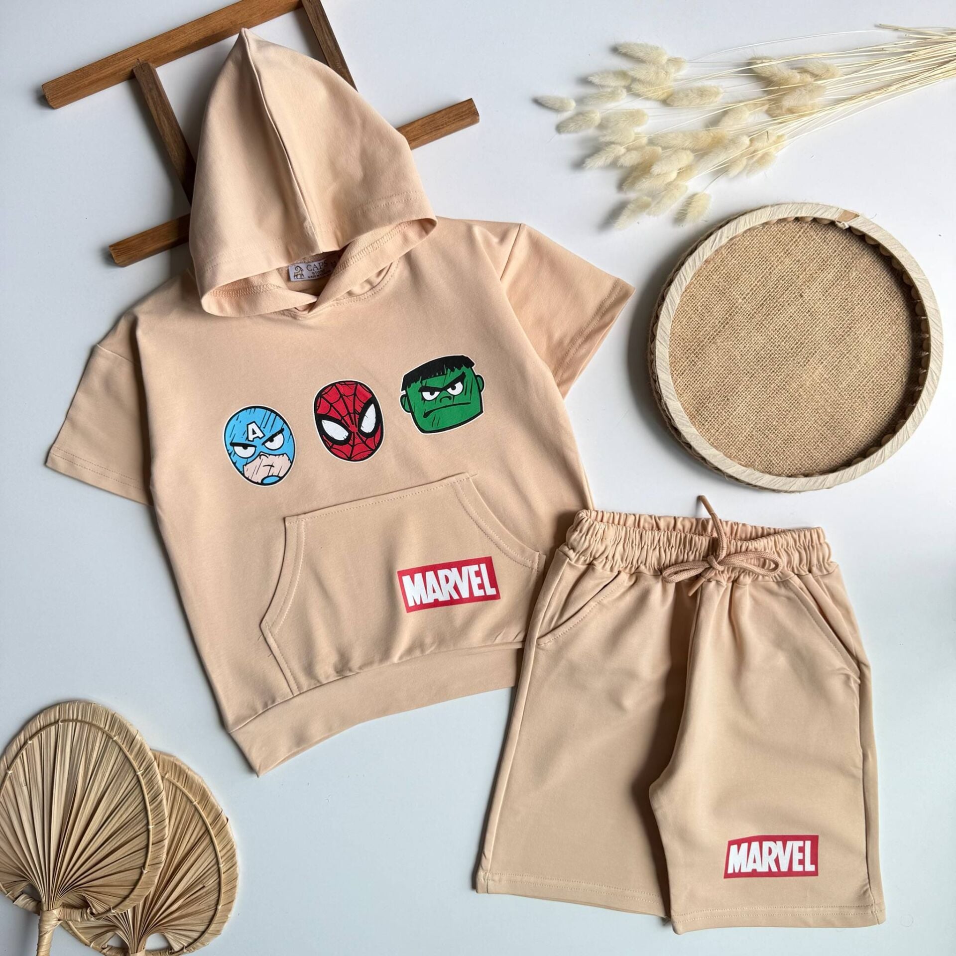 Kapüşonlu Krem Marvel Takım 5-6 YAŞ