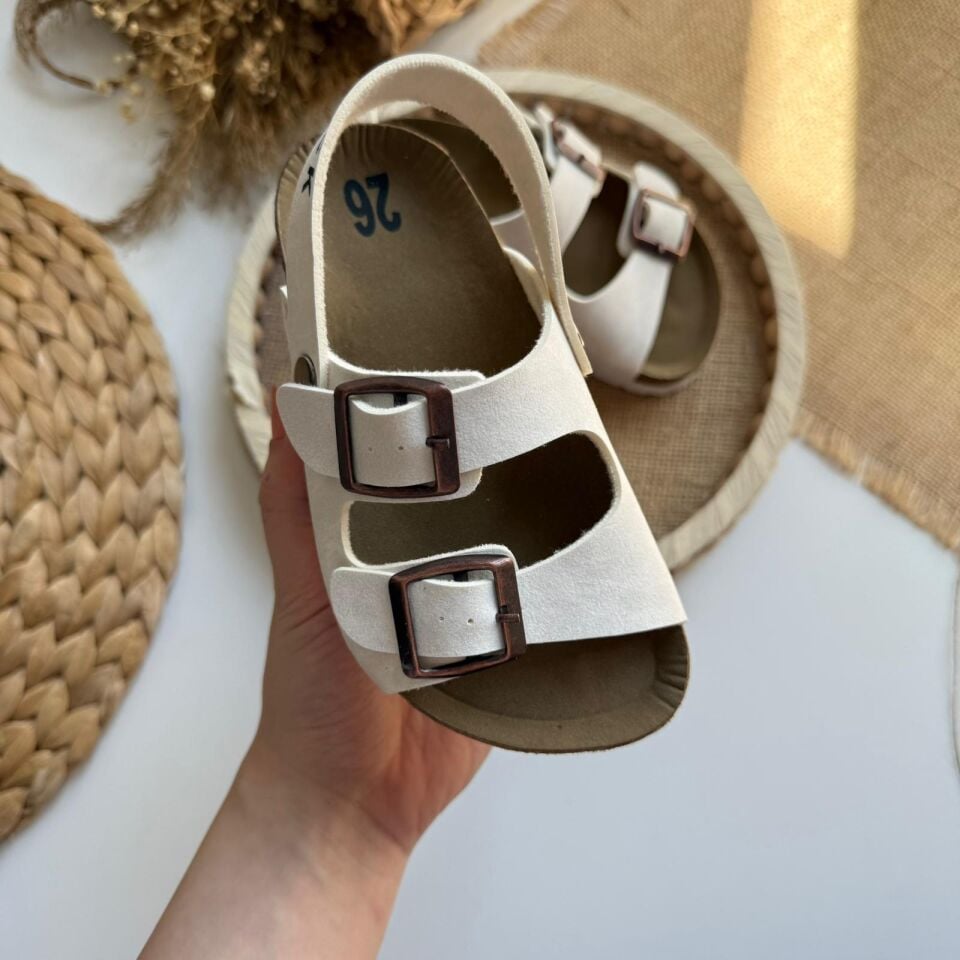 Bej Rengi Sandalet 22