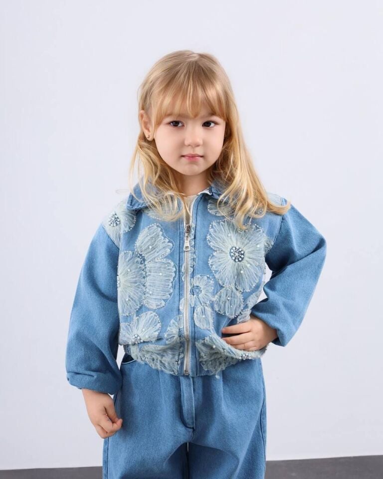 Nakışlı Denim Takım 9-10 YAŞ