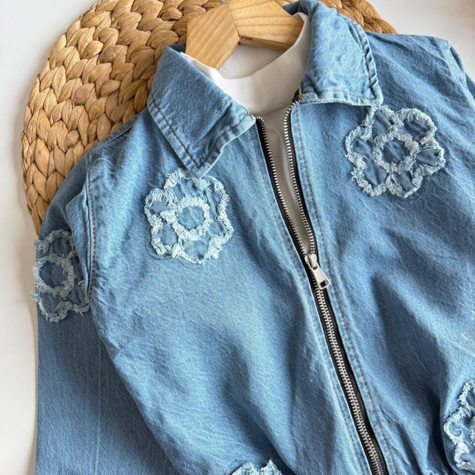 Denim Çicekli Takım 4-5 YAŞ