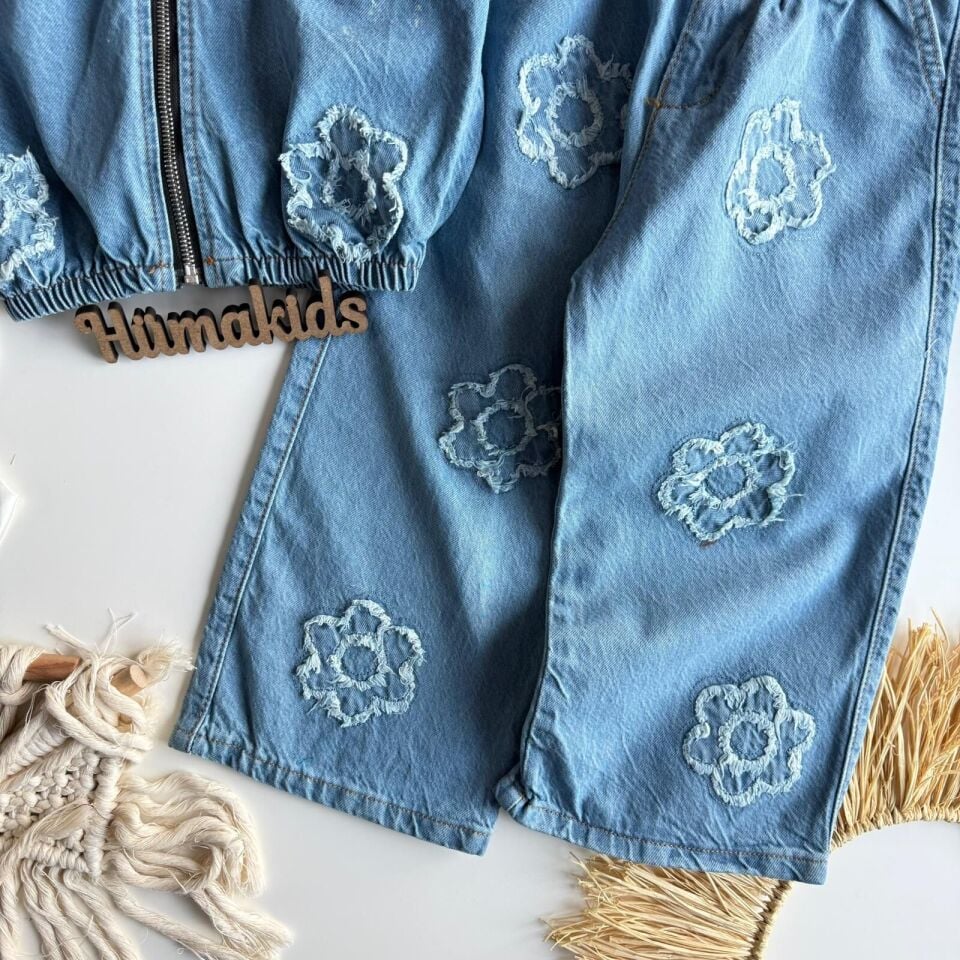 Denim Çicekli Takım 4-5 YAŞ