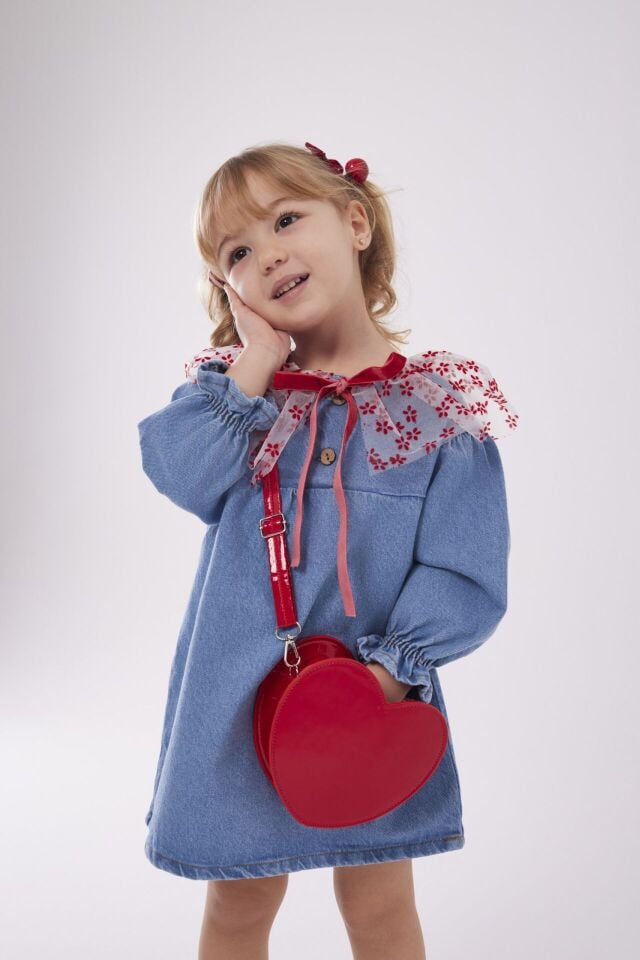 Çantalı Denim Elbise ( 1 beden büyük alınız) 5-6 YAŞ