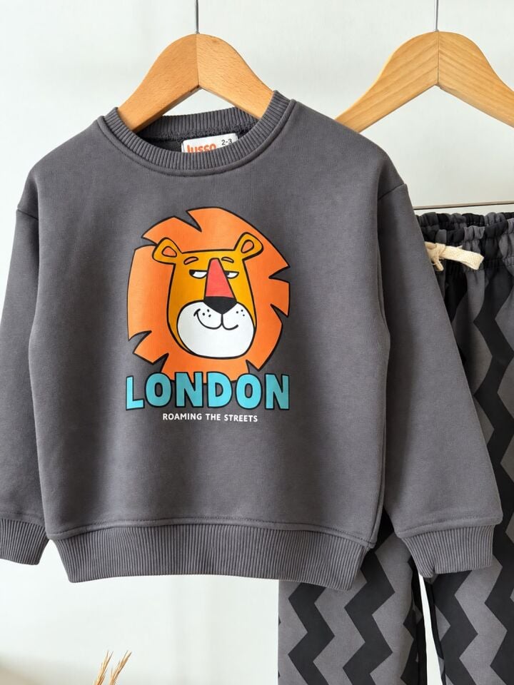 London Baskılı Aslanlı Takım 7-8 YAŞ