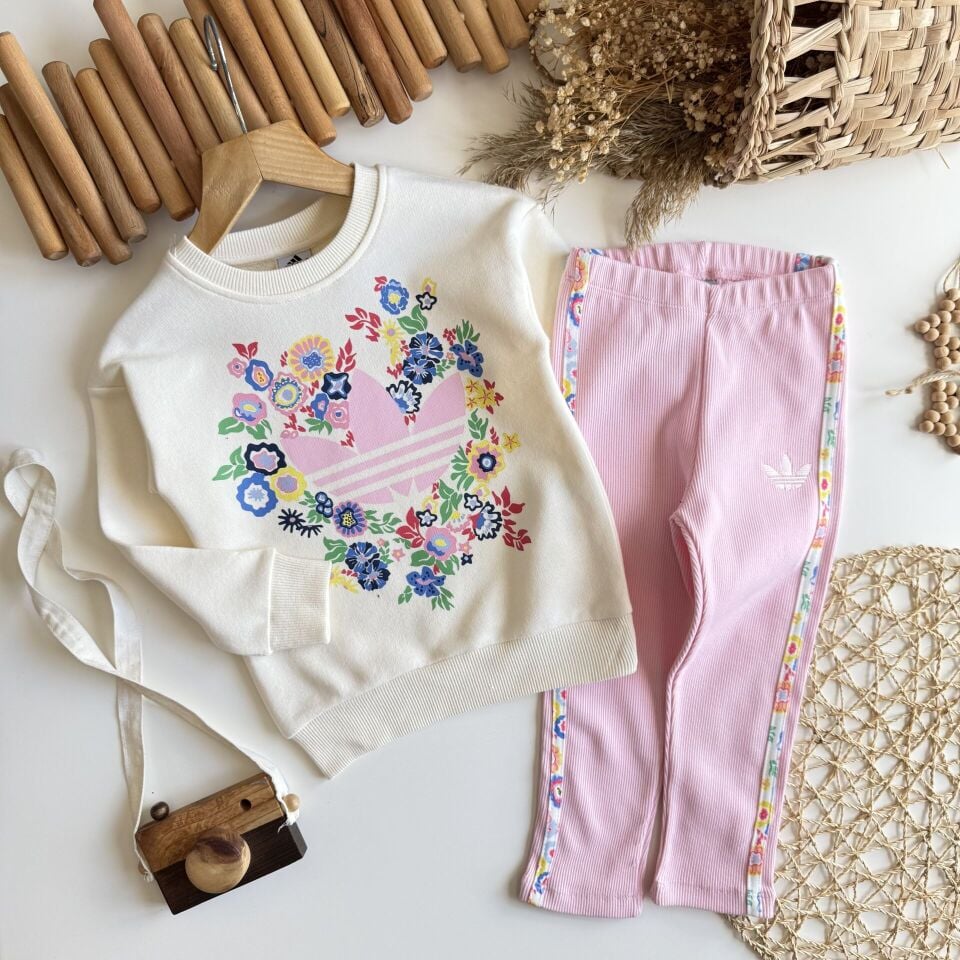 Taytlı ADS Pembe Takım 7-8 YAŞ