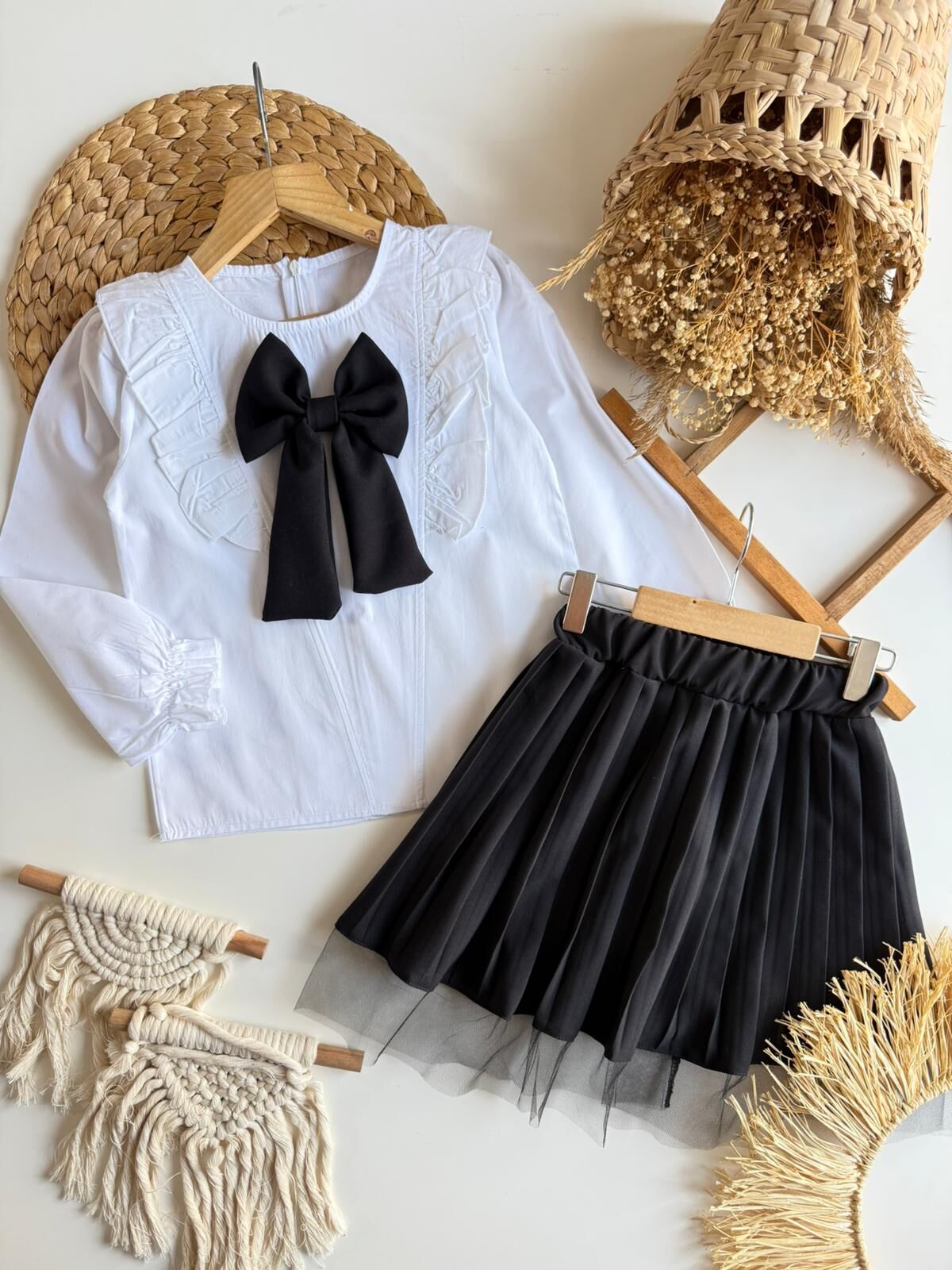 Siyah Etek Takım 4-5 YAŞ