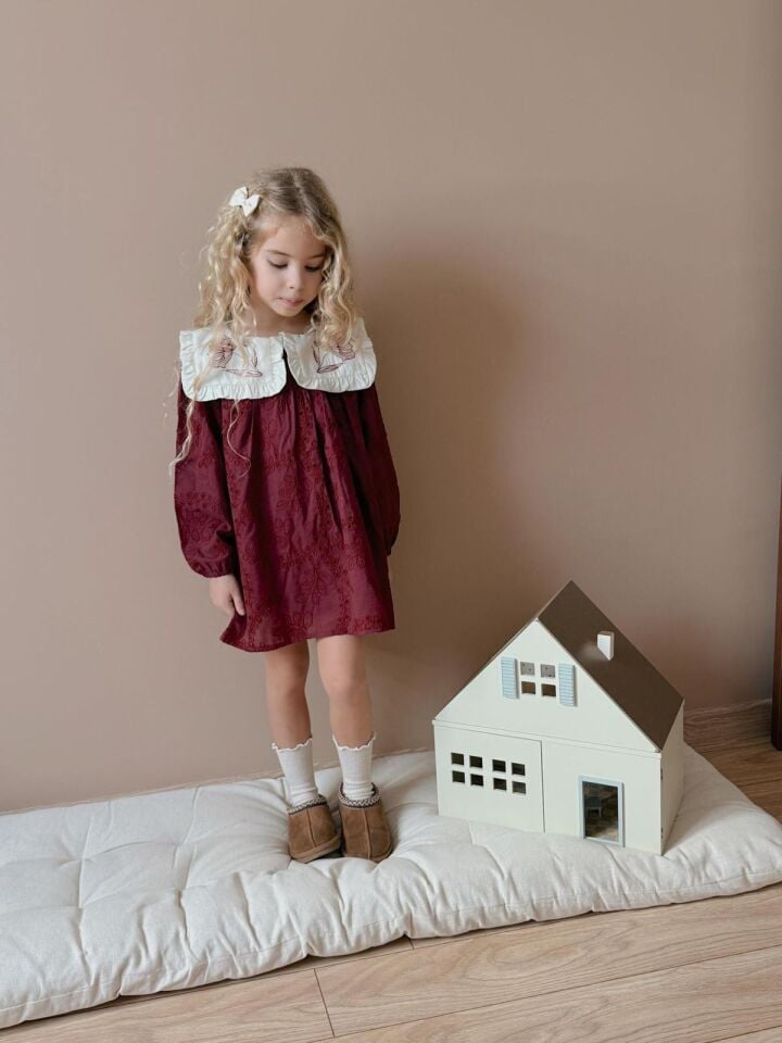 Bordo İşlemeli Elbise 3-4 YAŞ