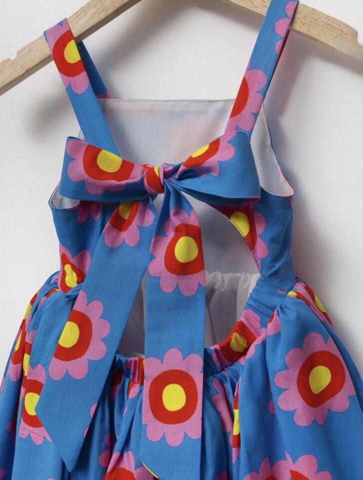Mavi Çicekli Elbise 5yaş