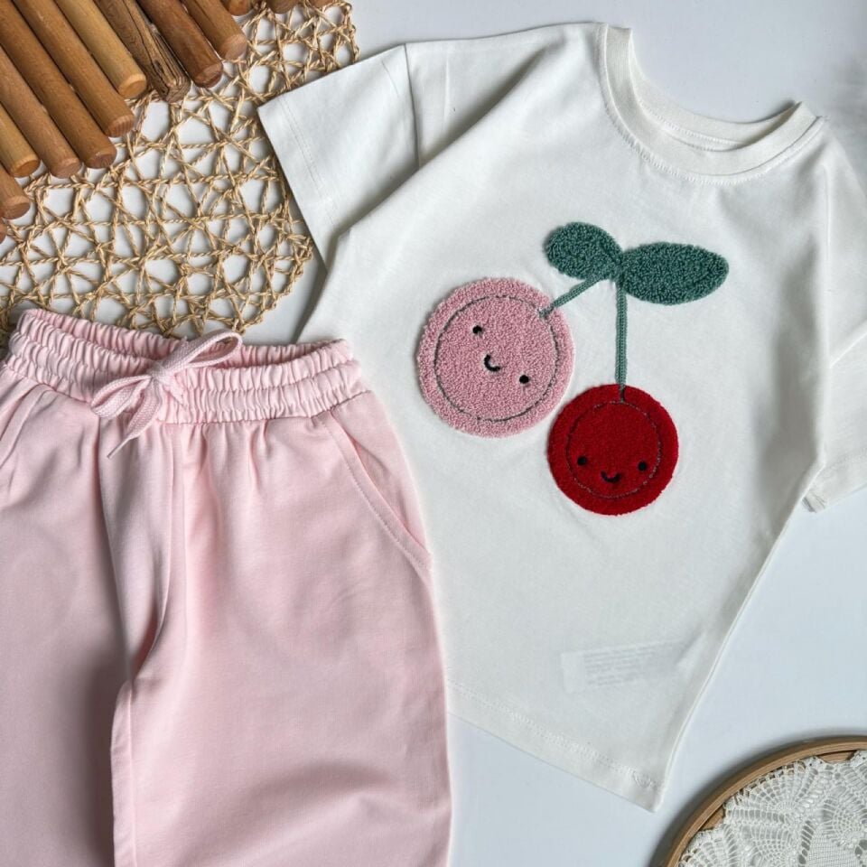 Süzene Nakışlı Kirazlı Takım 7-8 YAŞ