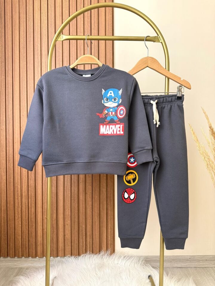 Marvel Baskılı Takım