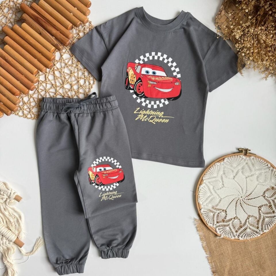Mc Queen Baskılı Gri Takım 7-8 YAŞ