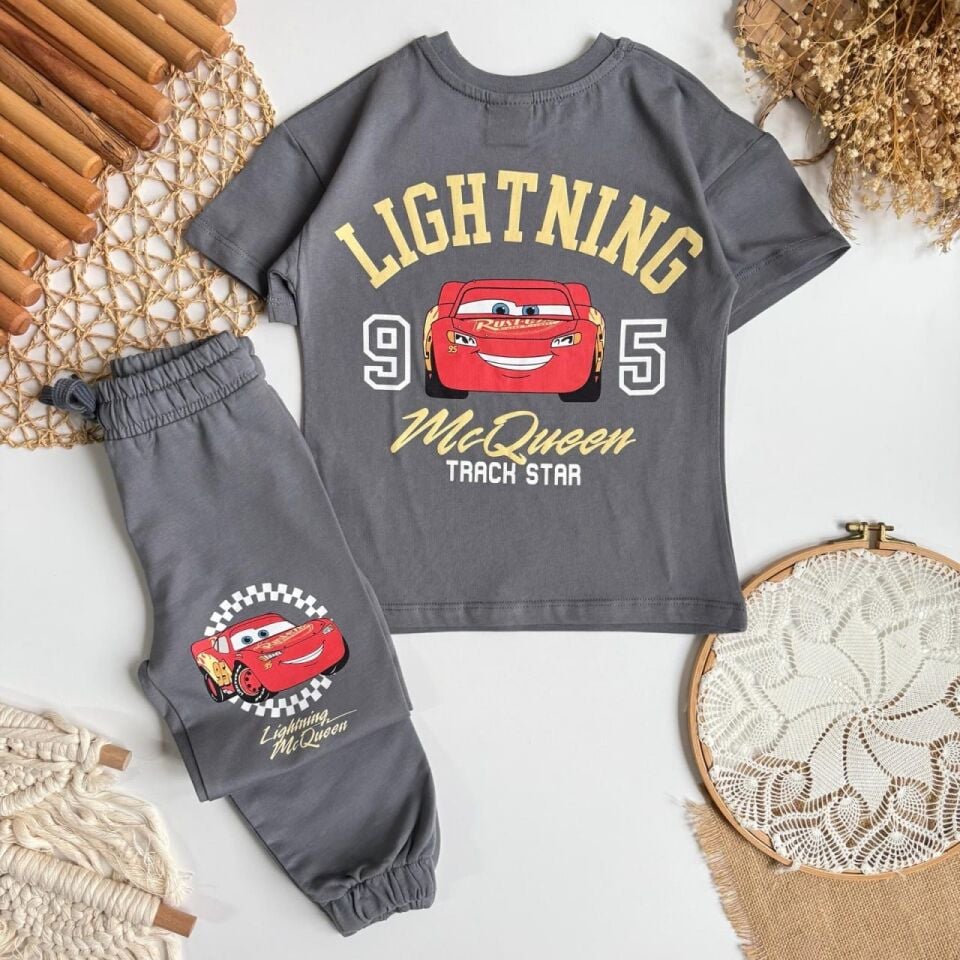 Mc Queen Baskılı Gri Takım 7-8 YAŞ