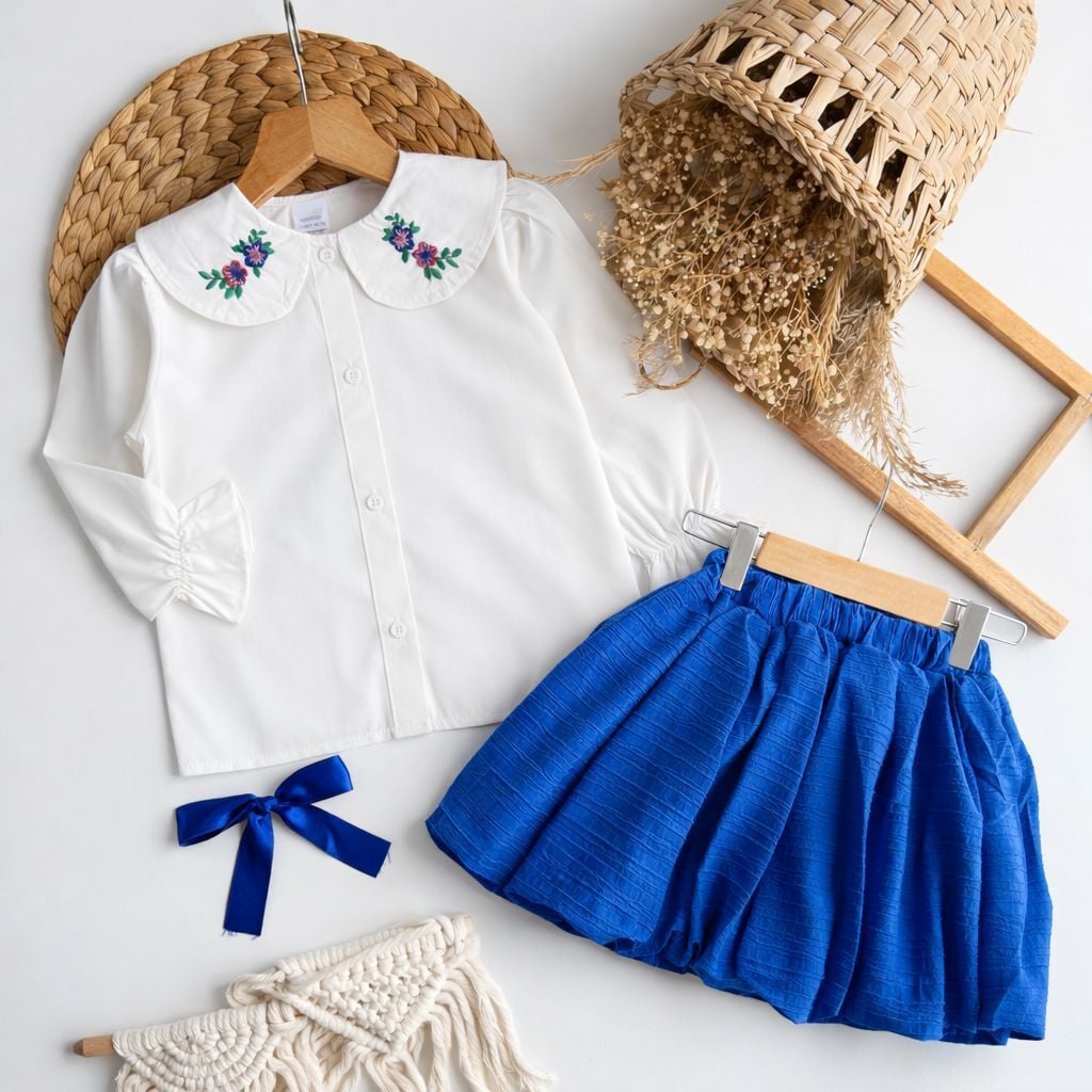 Mavi Eteklı Takım (toka hedıyelı) 9-10 YAŞ