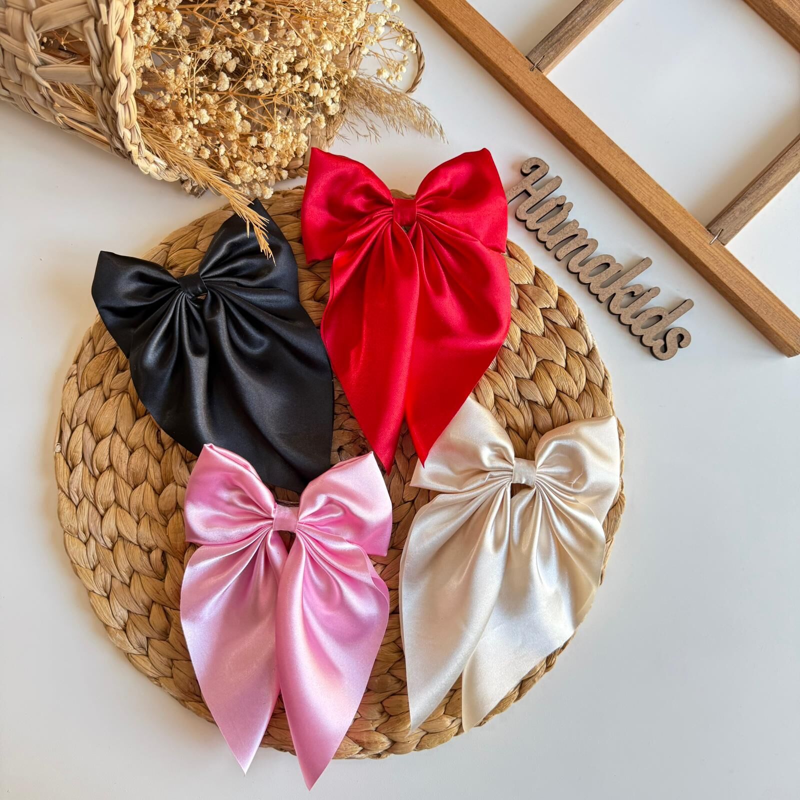 Fiyonk Toka Kırık Beyaz