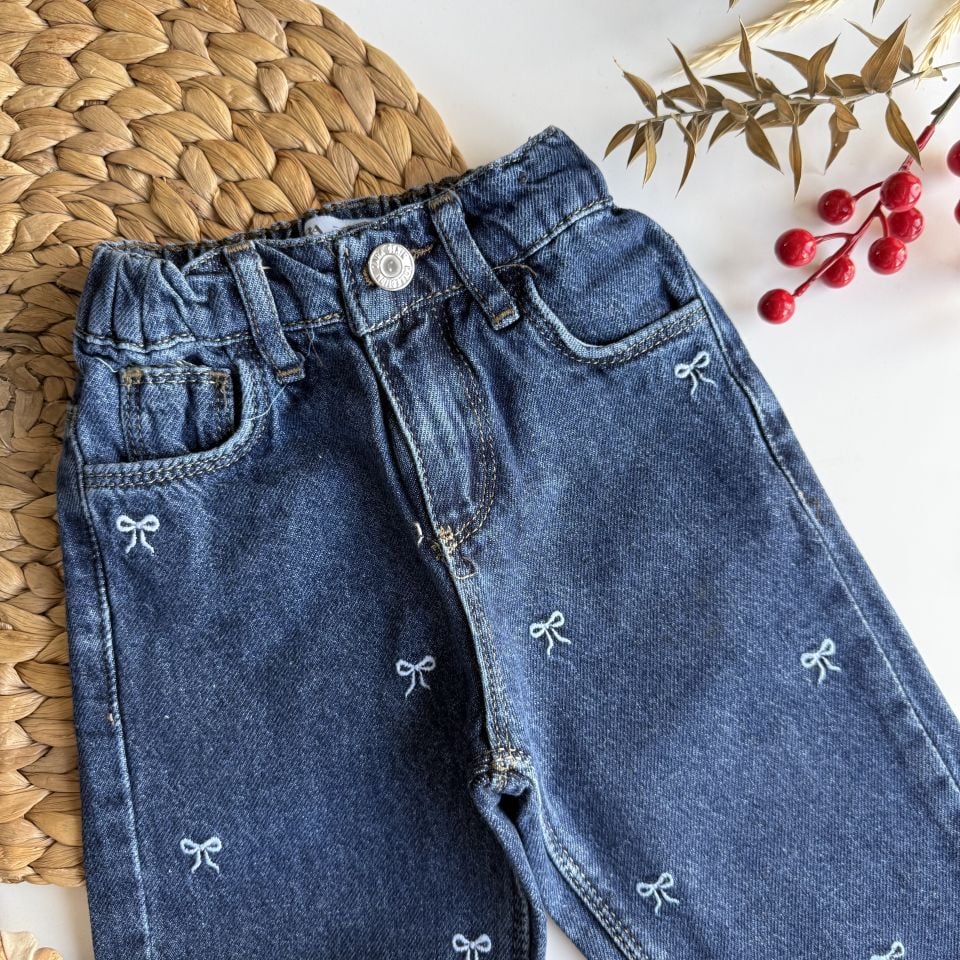 Fiyonk detaylı Jean