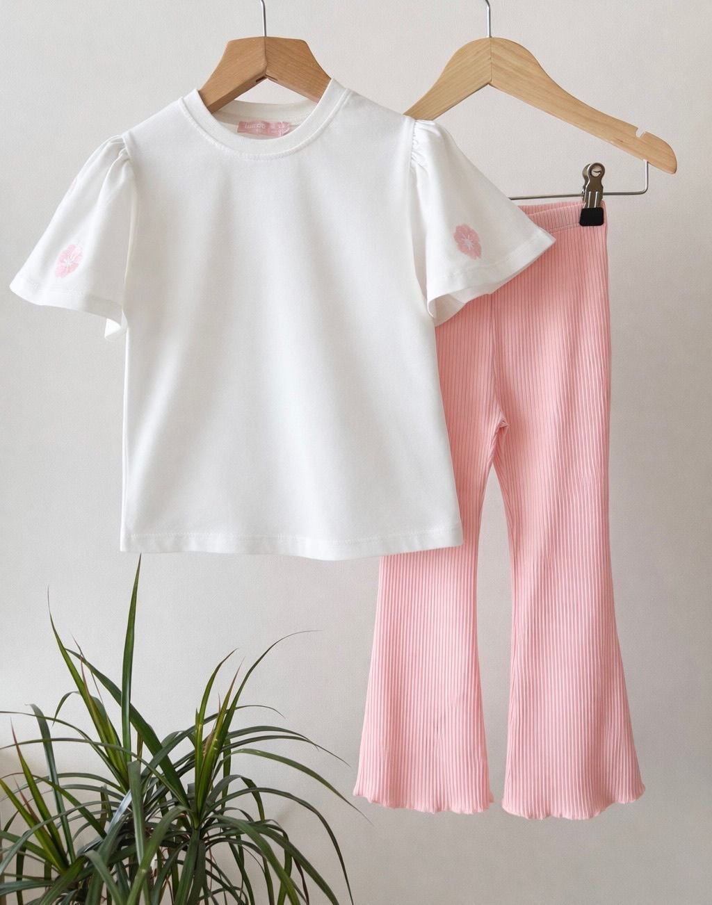 Çiçek İspanyol Takım 5-6 YAŞ