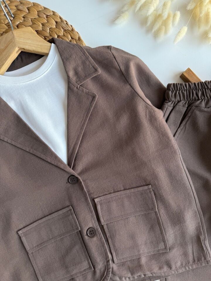 Kahve Ceketli Takım 9-10 YAŞ