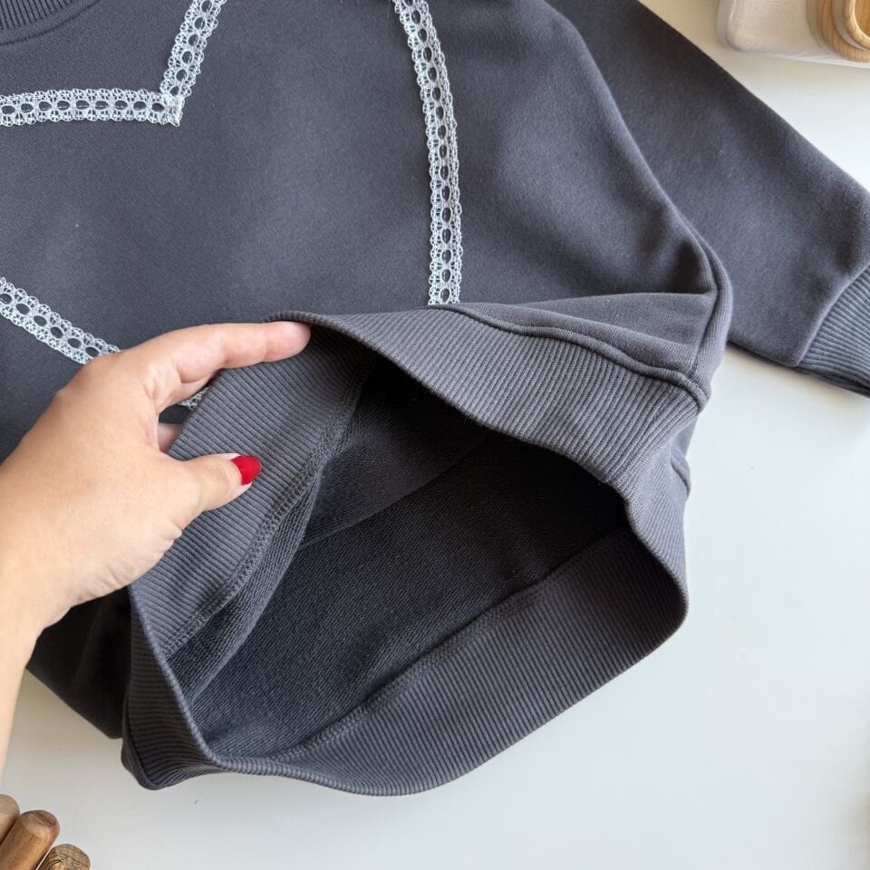 Dantelli Sweat (6/14 yaş) 7-8 YAŞ