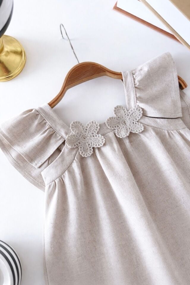 Çicekli Elbise 7-8 YAŞ