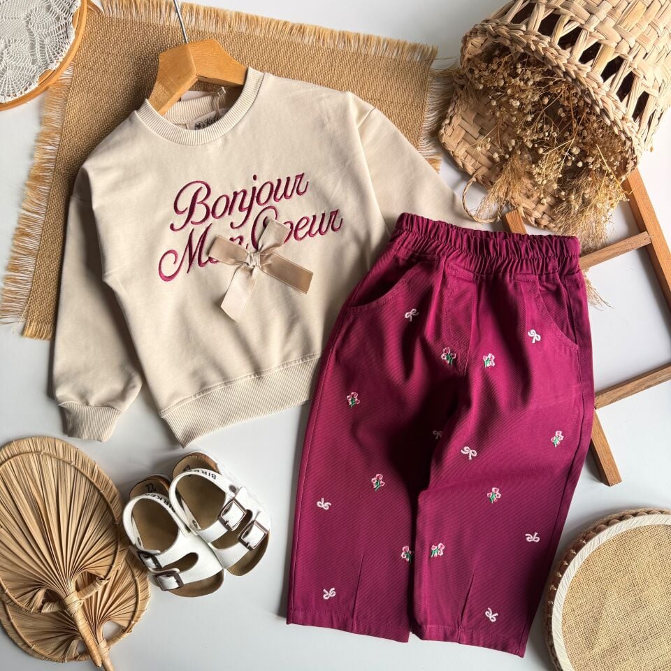 Fiyonk Detaylı Gabardin Pantolonlu Takım 9-10 YAŞ