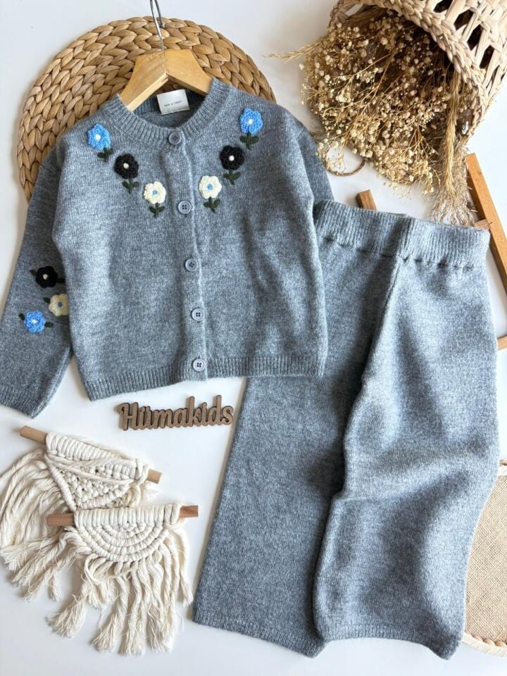 Triko Çicekli Takım 3-4 YAŞ