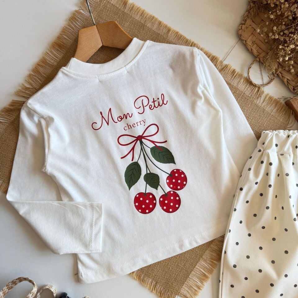 Gabardin Kiraz Takım 7-8 YAŞ