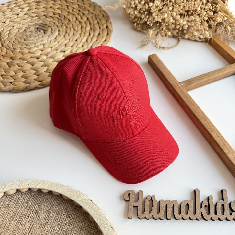 Kırmızı Şapka Adet