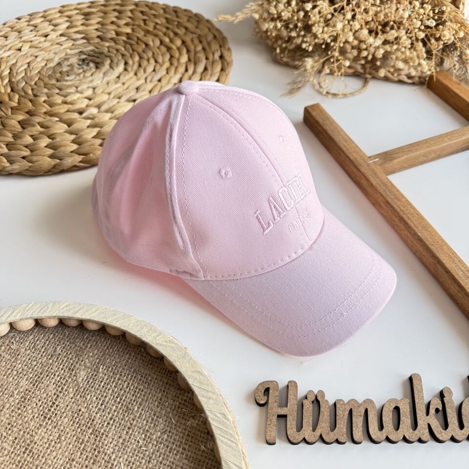 Pembe Şapka Adet