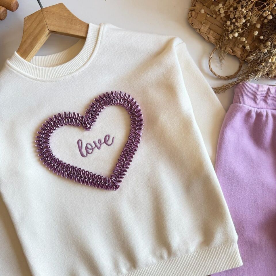 Love Baskılı Mor Nakışlı Takım 7-8 YAŞ