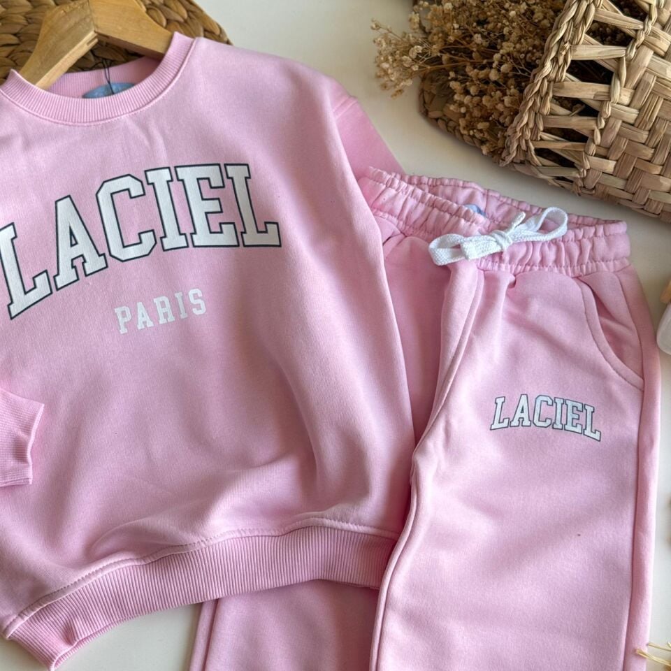 Laci'el Paris Pembe Takım